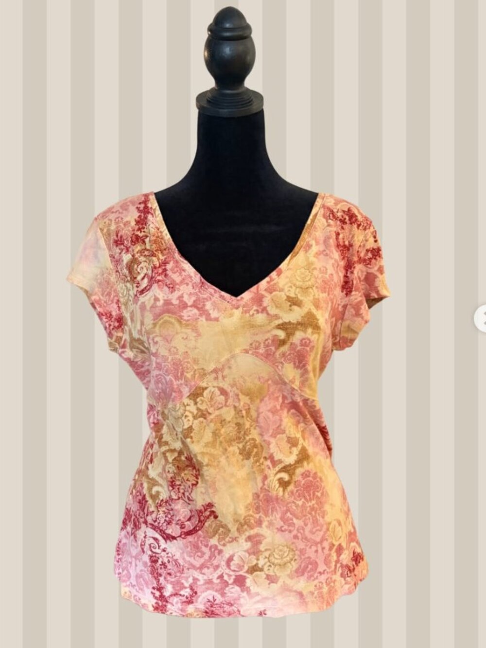 Y2K Axcess Patterned Top - Picture 2 of 7